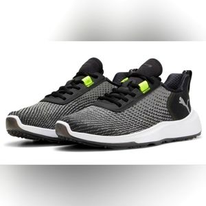Size 9 unisex Puma Tennis Shoes